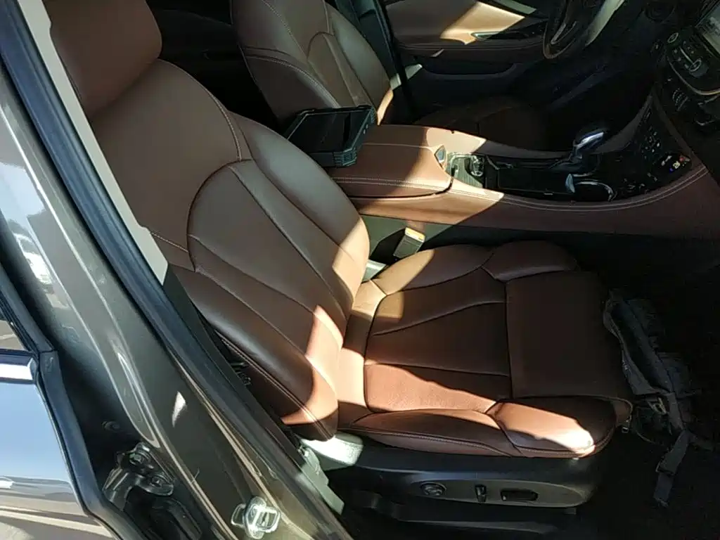 Buick Envision Plus — миниатюра 25