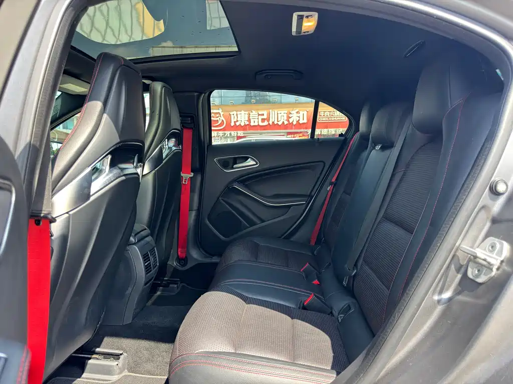 Mercedes-Benz A-Class AMG (Import) — миниатюра 10