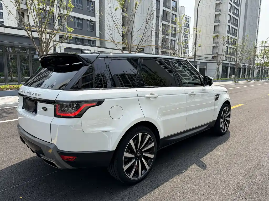 Land Rover Sport — миниатюра 10
