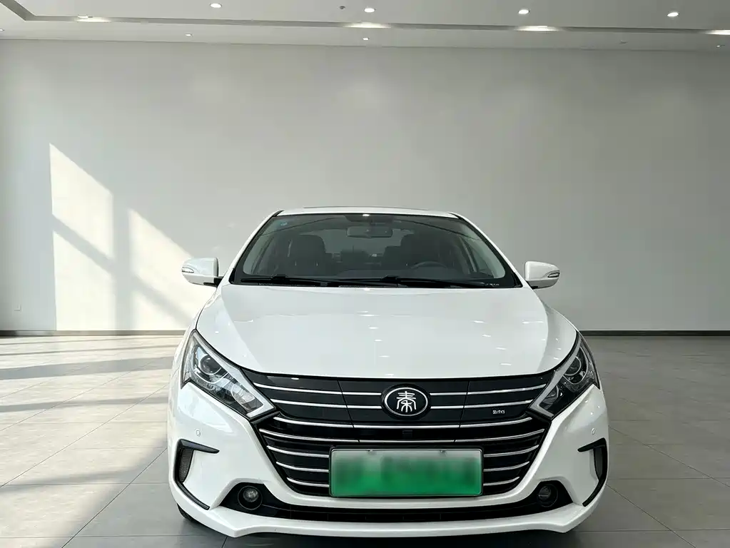 BYD Qin NEV — миниатюра 9