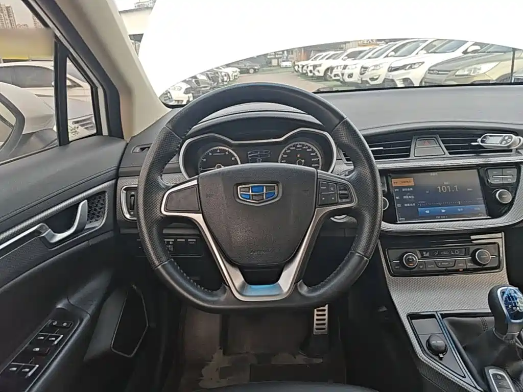 Geely Emgrand GS — миниатюра 11