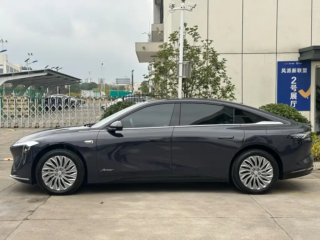 Buick L7
