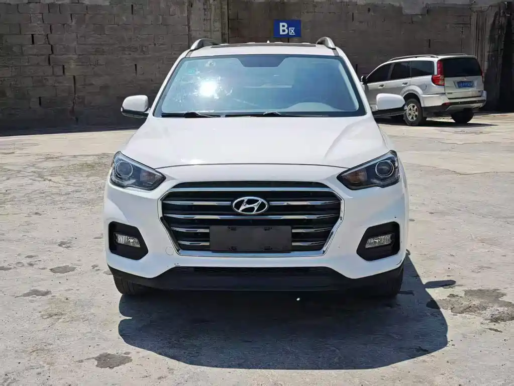 Hyundai ix35 — миниатюра 2