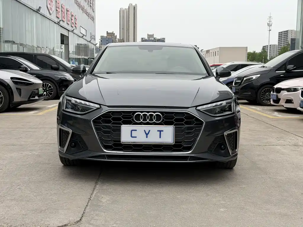 Audi A4L 2020