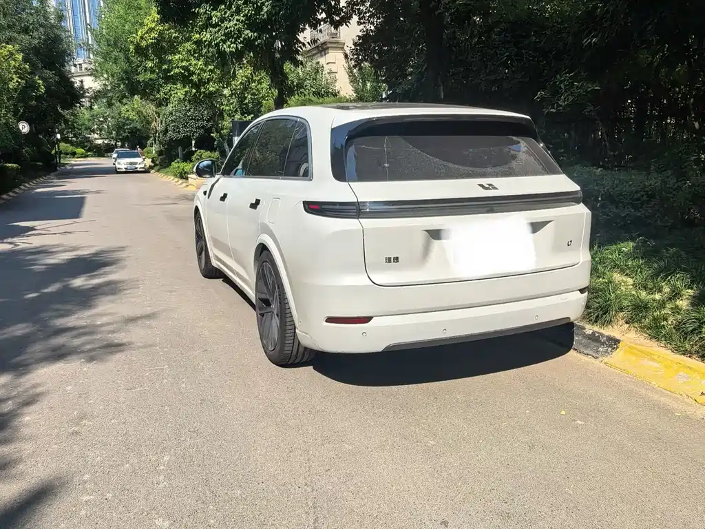 Li Auto Li L7 — миниатюра 10