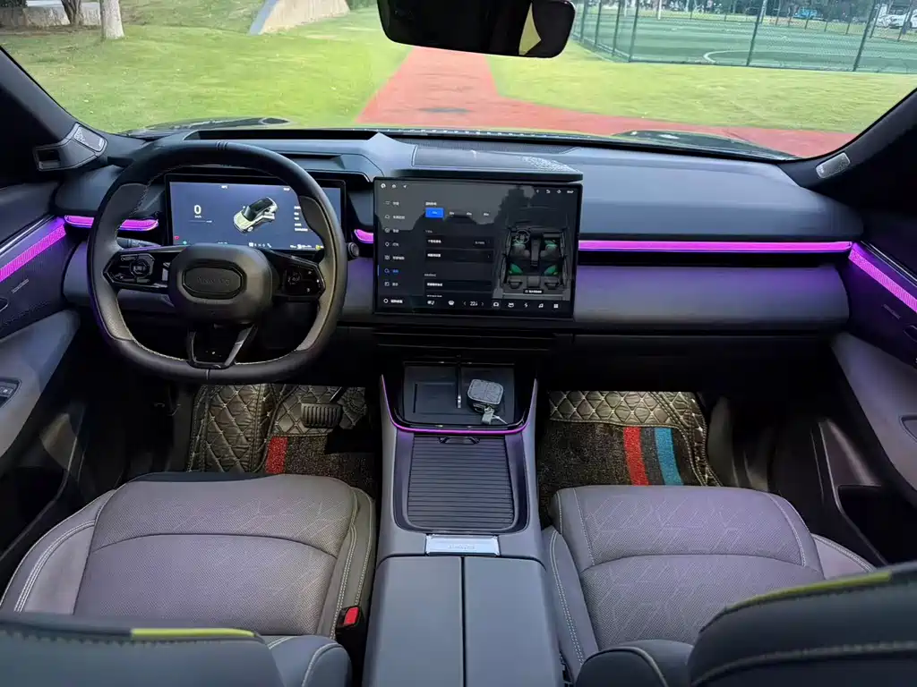 Lynk & Co 08 EM-P — миниатюра 15