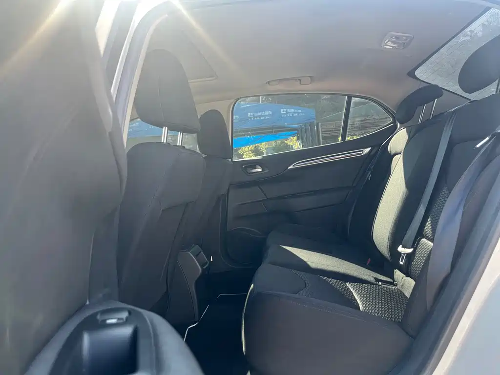 Citroen C4L — миниатюра 14