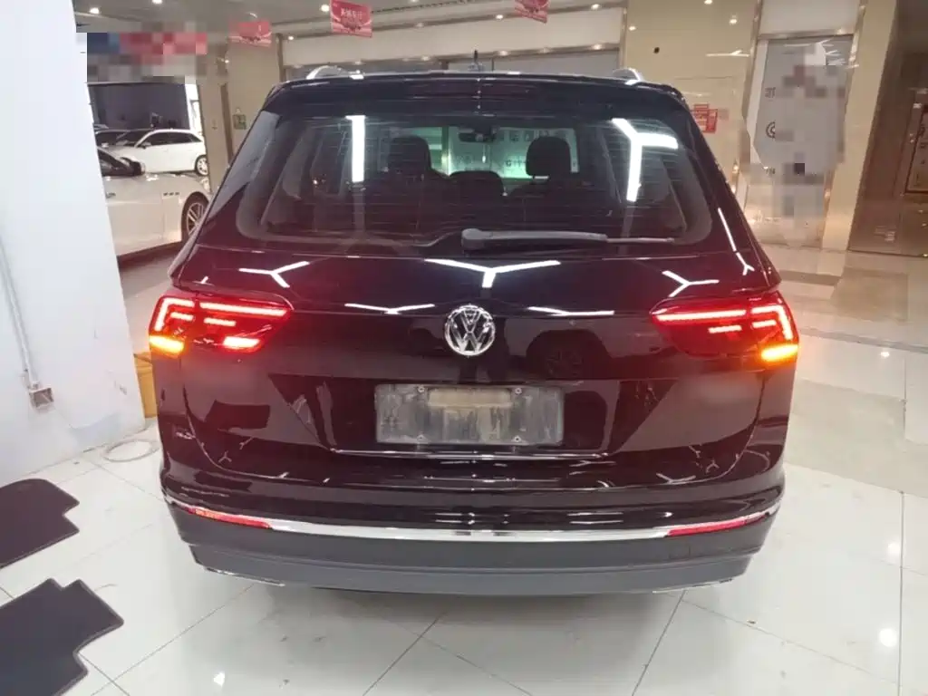 Volkswagen Tiguan L — миниатюра 6