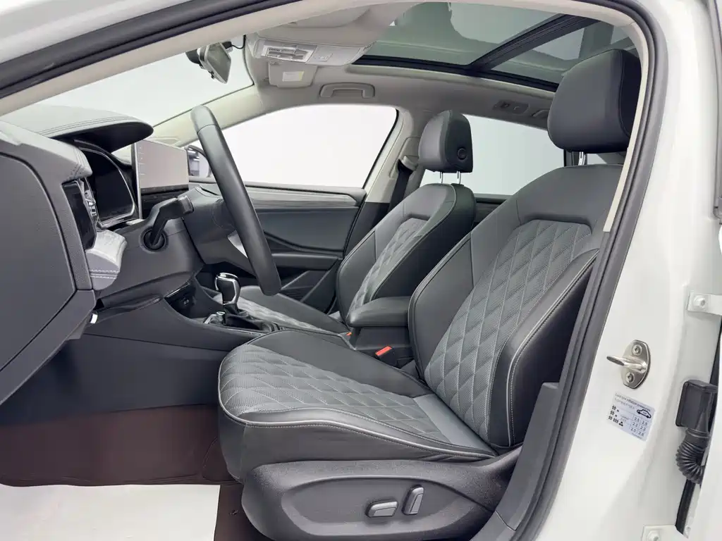 Volkswagen Sagitar 2023 280TSI DSG Lite