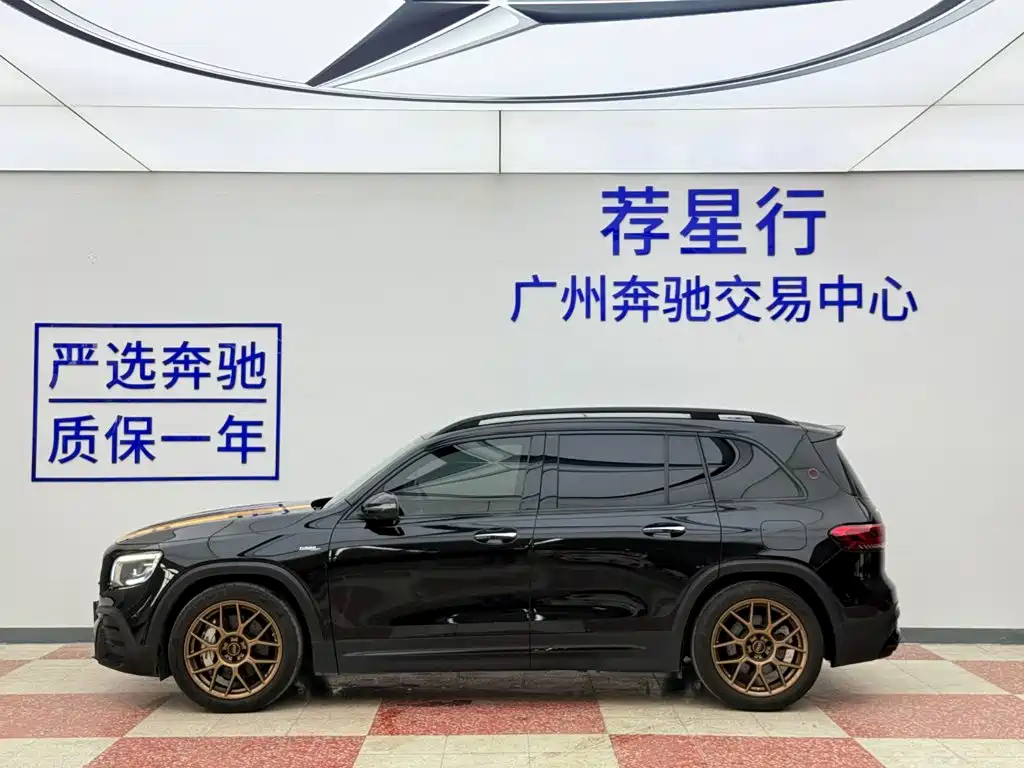 Mercedes-Benz GLB AMG — миниатюра 5