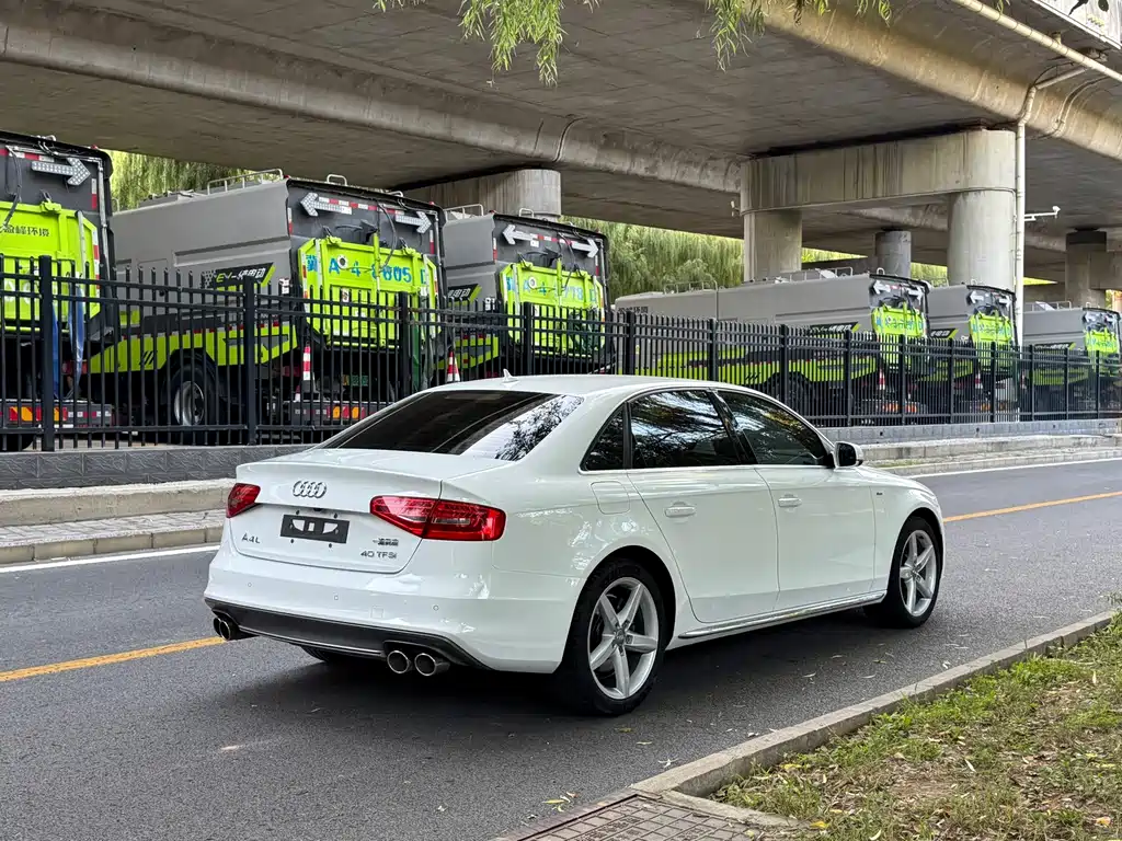 Audi A4L — миниатюра 4