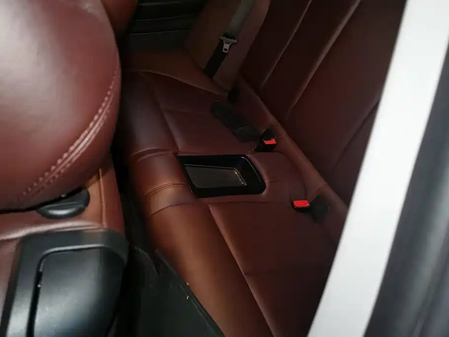 BMW 2 Series (Import) — миниатюра 11