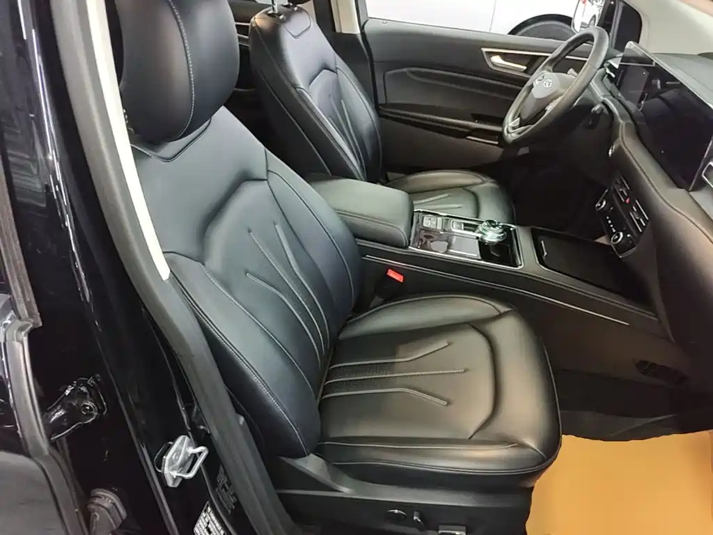 Ford Edge — миниатюра 25