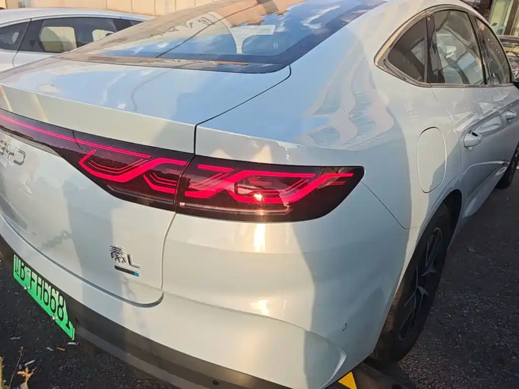 BYD Qin L — миниатюра 8