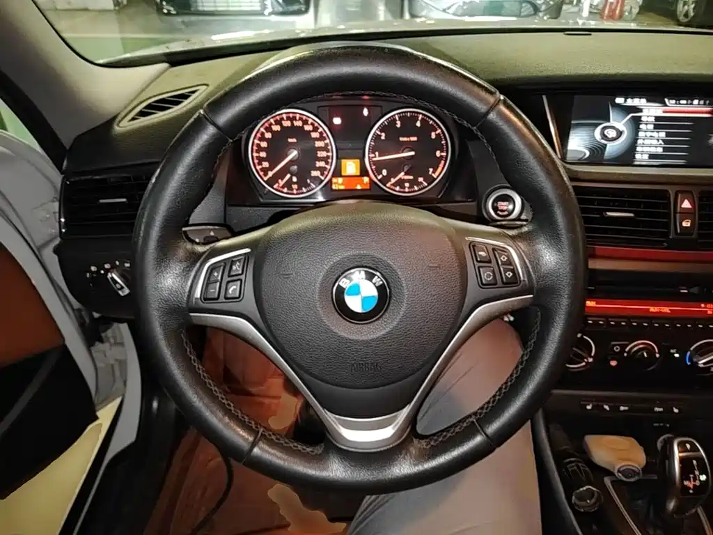 BMW X1 — миниатюра 11