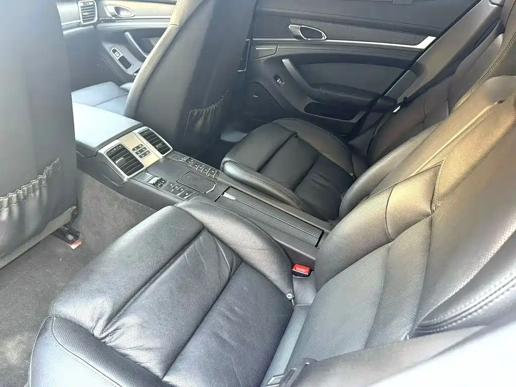 Porsche Panamera — миниатюра 6