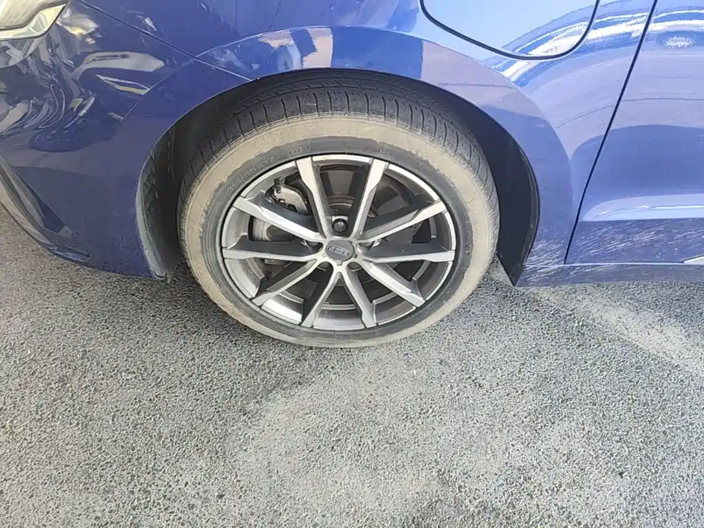 Geely Borui Hybrid — миниатюра 23