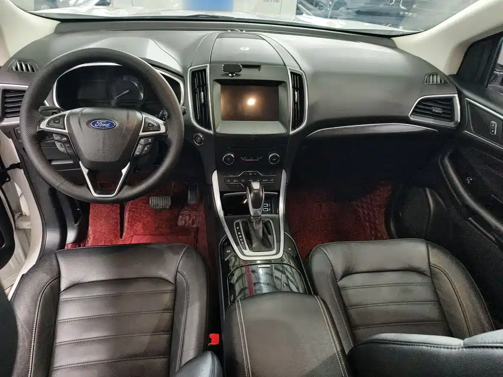 Ford Edge — миниатюра 10