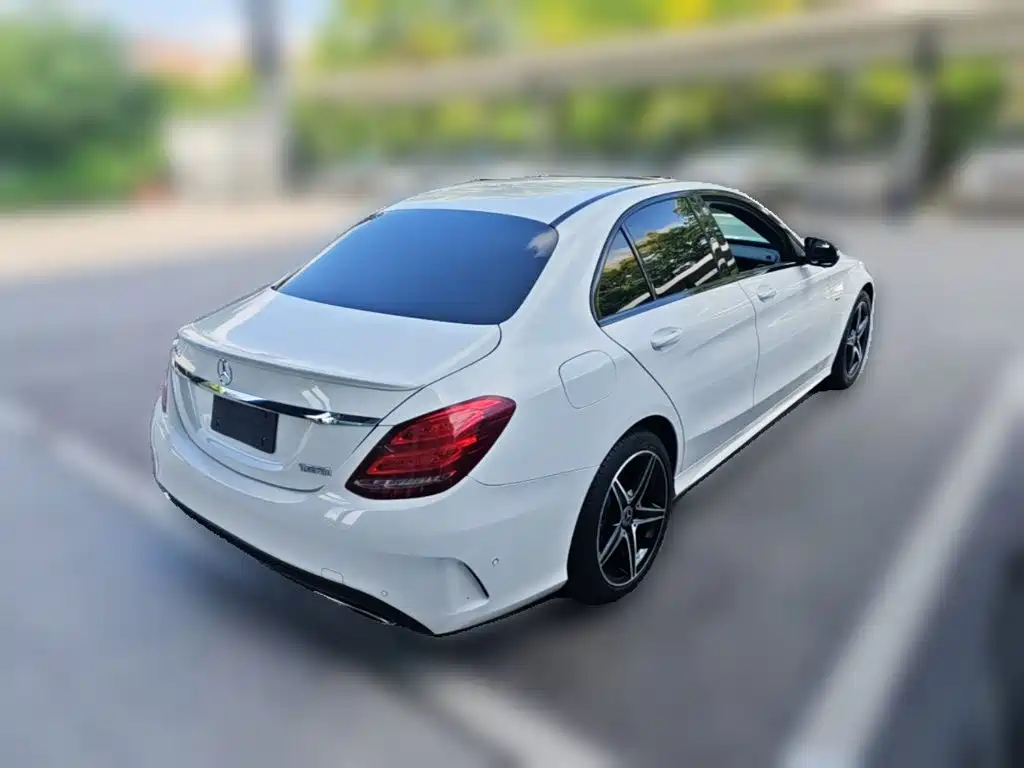 Mercedes-Benz C-Class — миниатюра 10