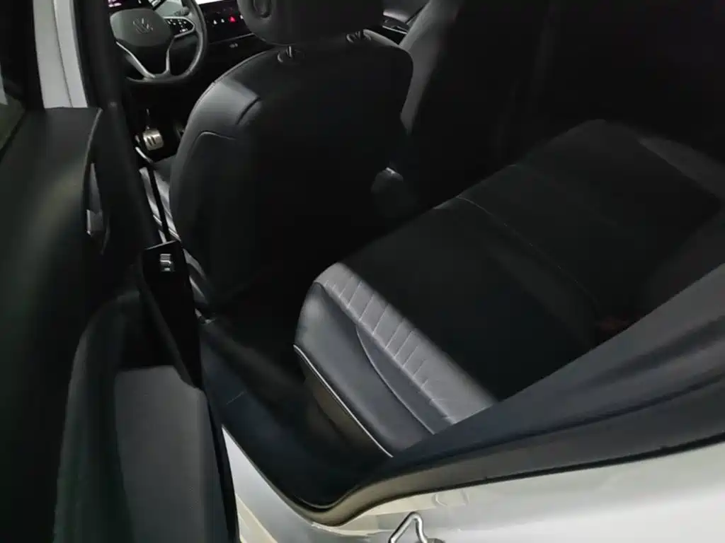 Volkswagen ID.3 — миниатюра 17