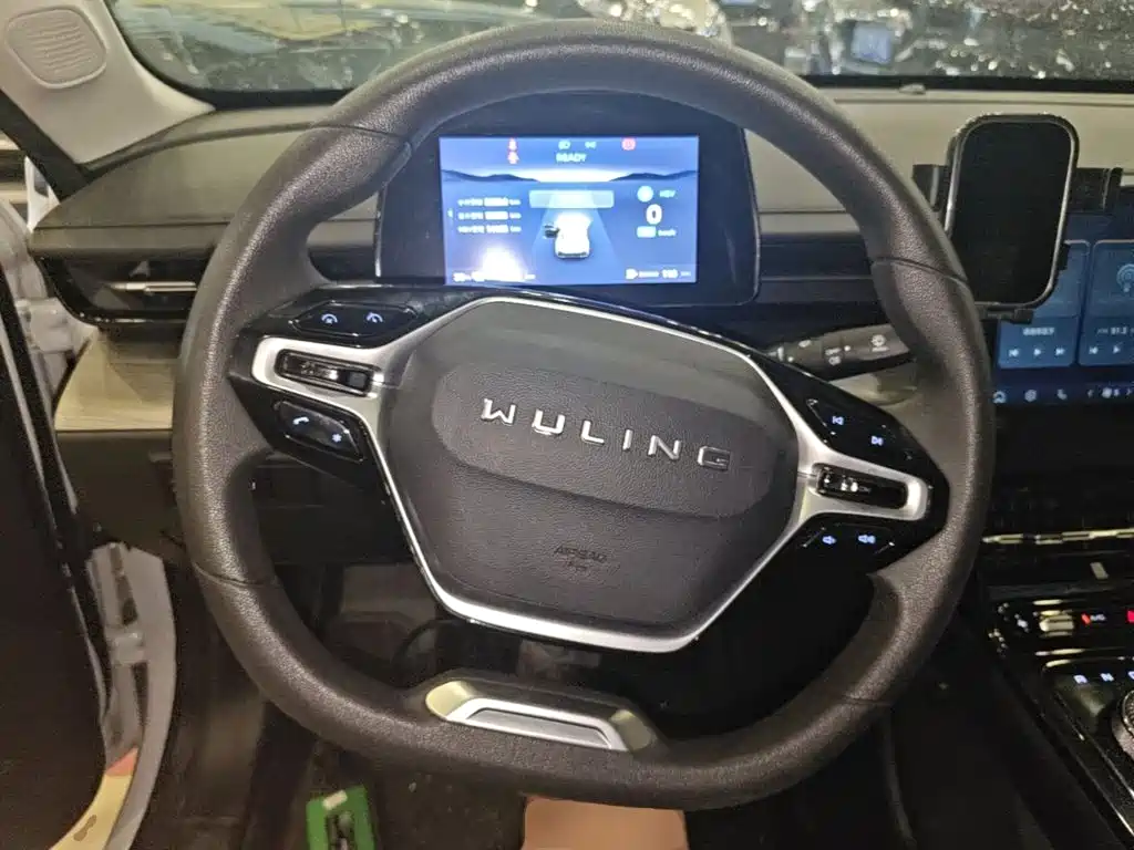 Wuling Xingguang — миниатюра 11
