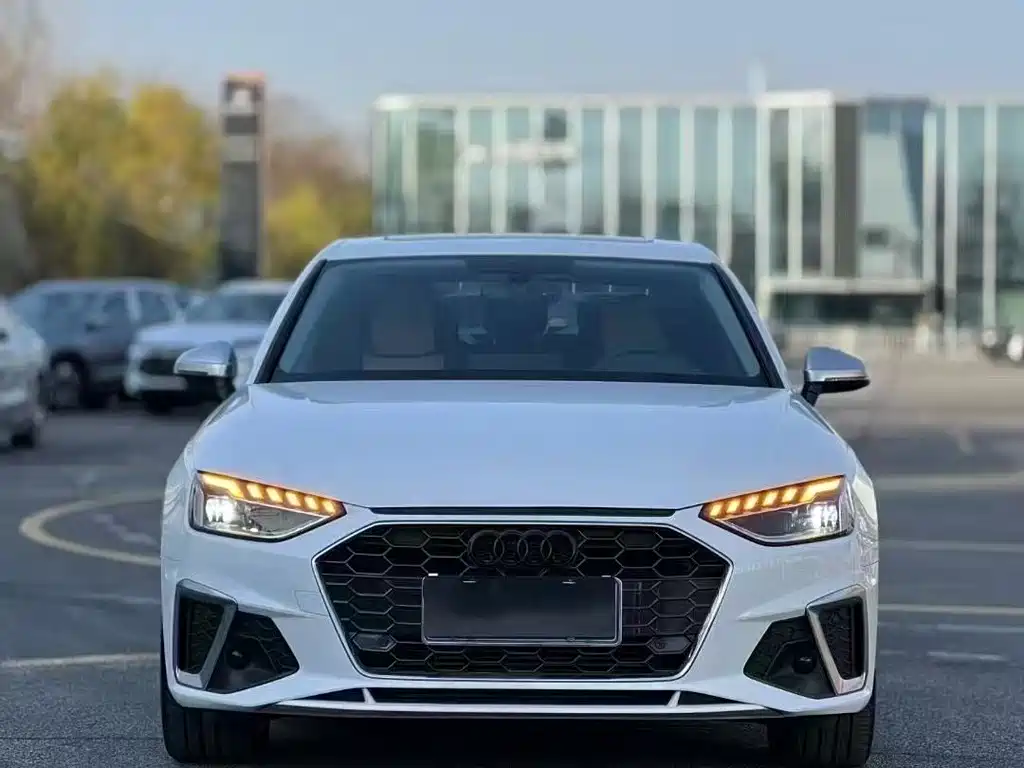 Audi A4L — миниатюра 2