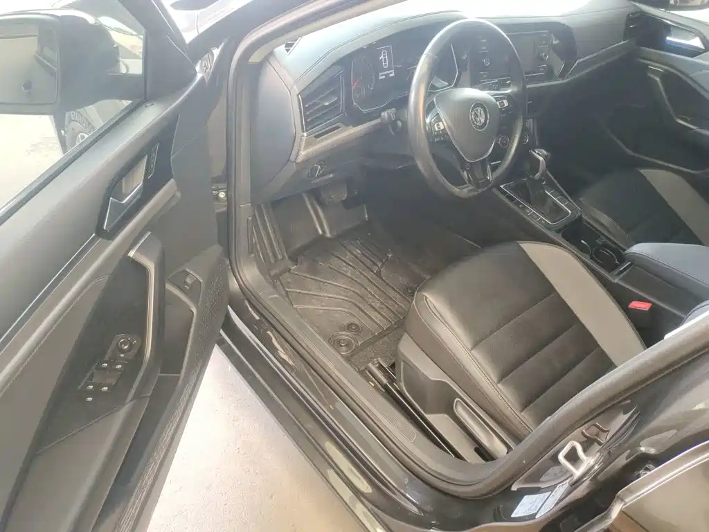 Volkswagen Sagitar — миниатюра 16