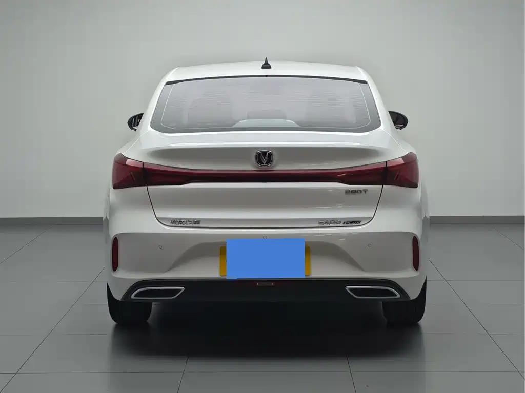 Changan Eado — миниатюра 5