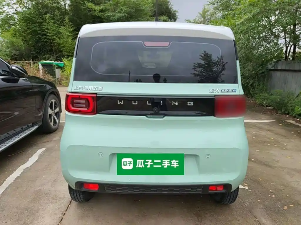Wuling MINIEV — миниатюра 6