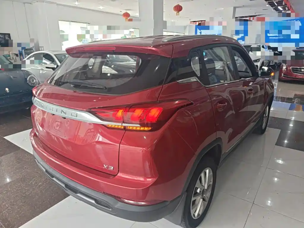 BAIC X3 — миниатюра 7