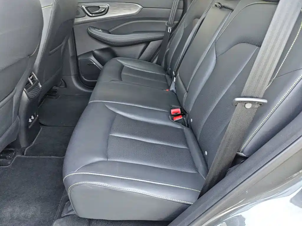 Roewe RX5 New Energy — миниатюра 17