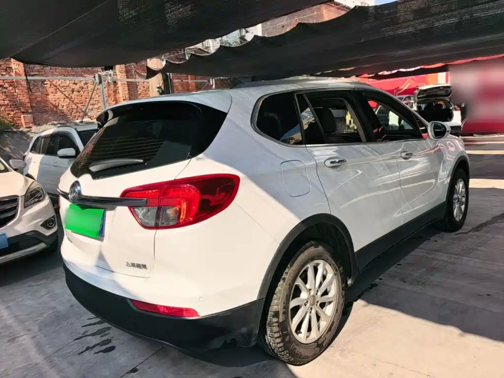 Buick Envision Plus — миниатюра 7
