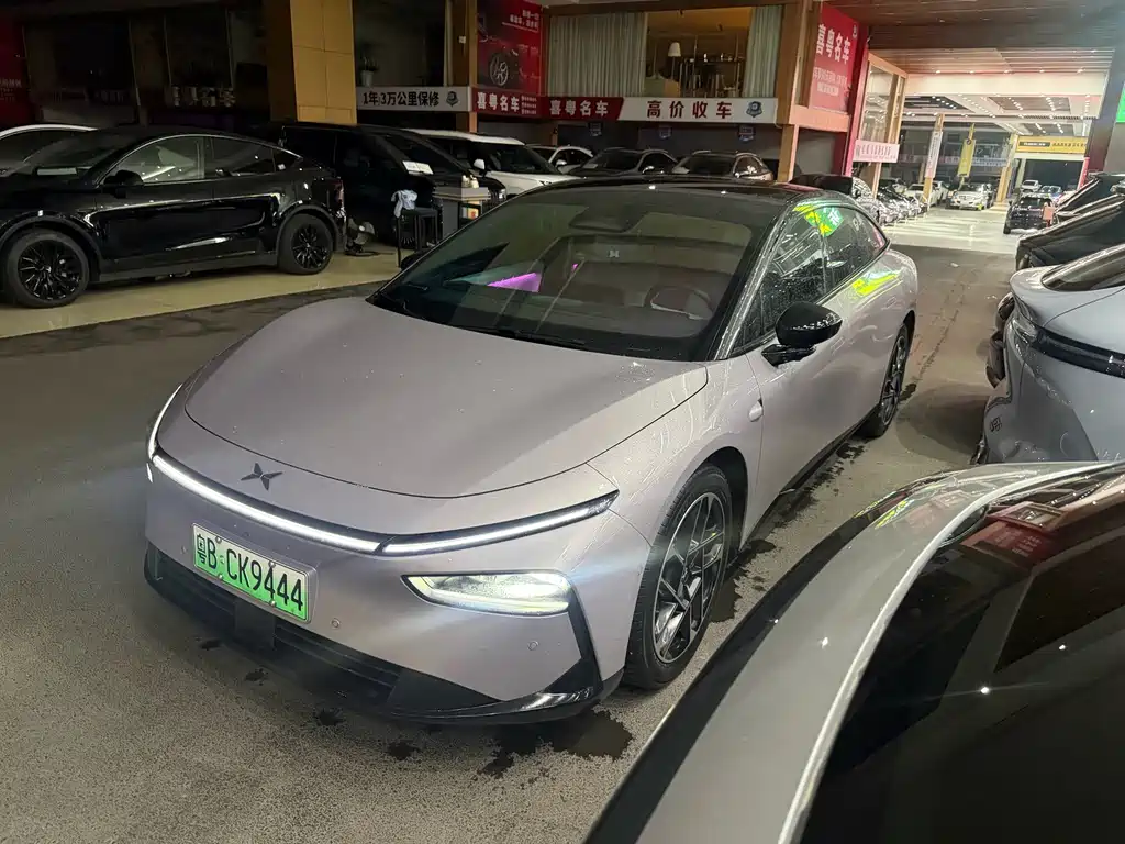 XPeng P7+
