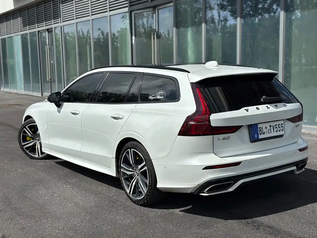Volvo V60 — миниатюра 2