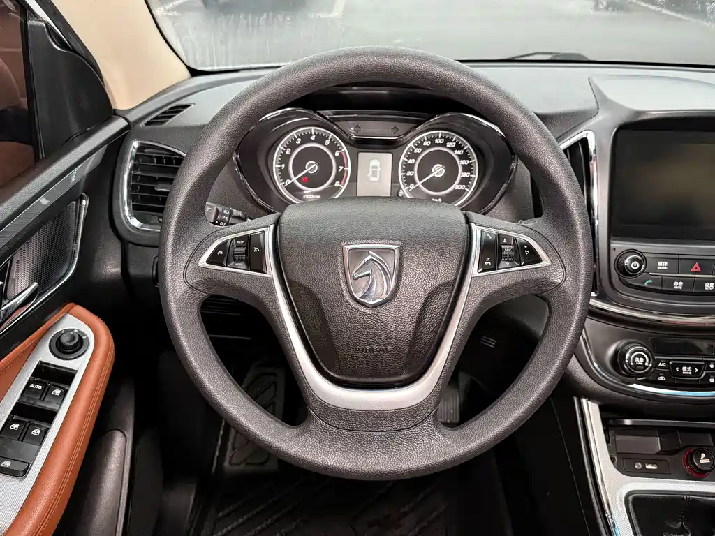 Baojun 560 — миниатюра 16