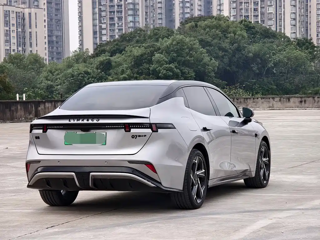 Lynk & Co 07 EM-P — миниатюра 5