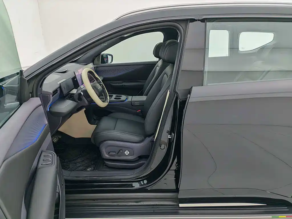 Nissan NX8 — миниатюра 9