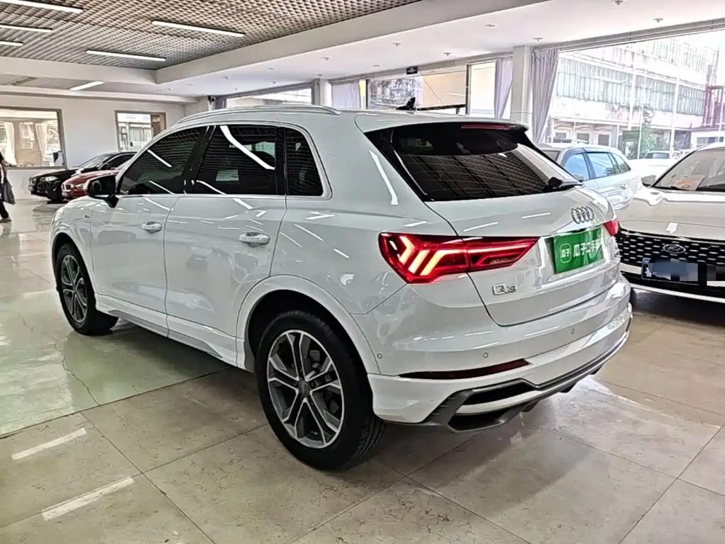 Audi Q3 — миниатюра 5