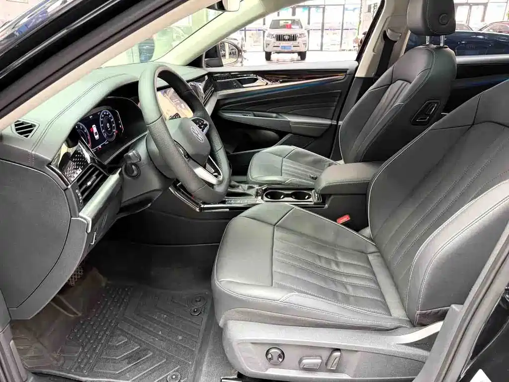 Volkswagen Passat 330TSI Starry Elite Edition, фото 7