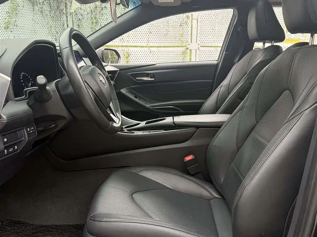 Toyota Avalon — миниатюра 4