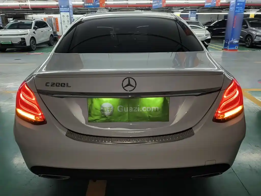 Mercedes-Benz C-Class — миниатюра 6