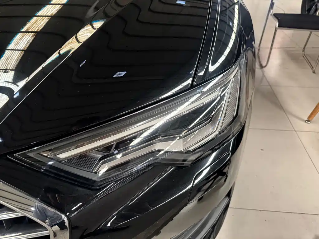 Audi A6L — миниатюра 12