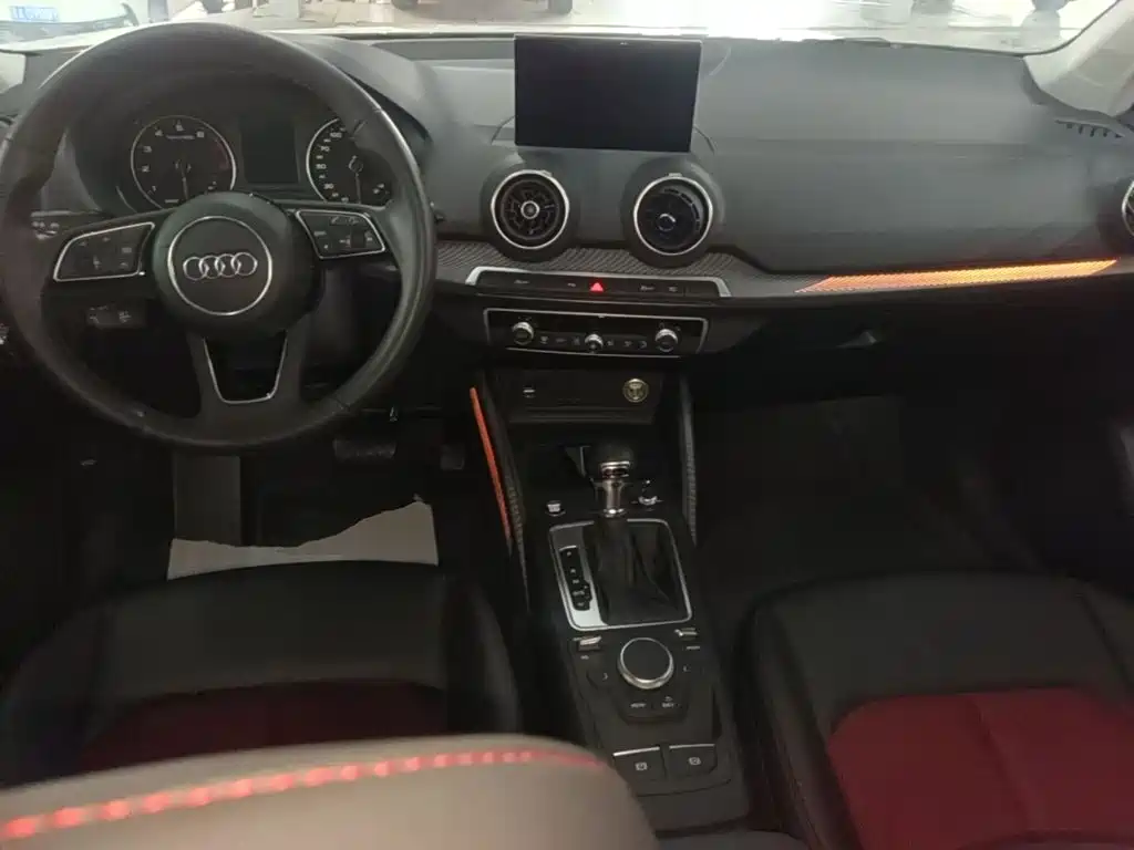 Audi Q2L — миниатюра 10