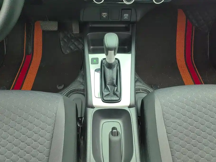 Honda Fit — миниатюра 16