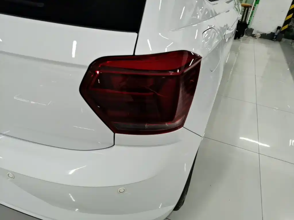 Volkswagen Polo — миниатюра 8