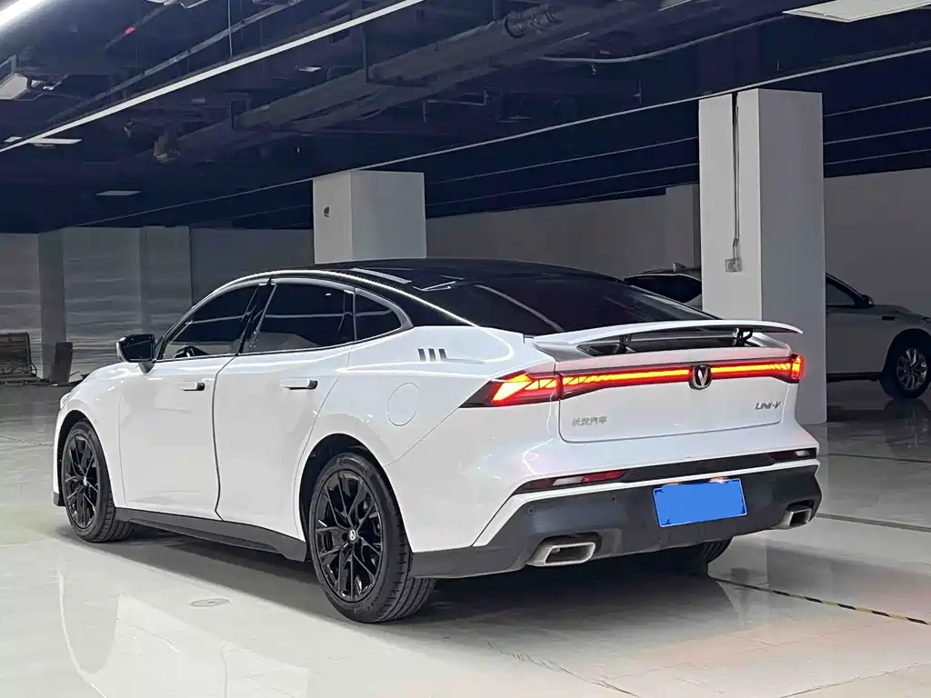 Changan UNI-V — миниатюра 5