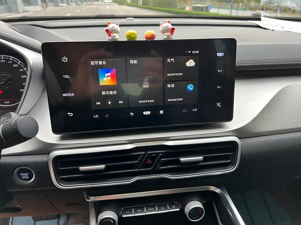 Geely Binyue — миниатюра 12