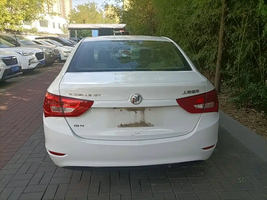 Buick Excelle — миниатюра 6
