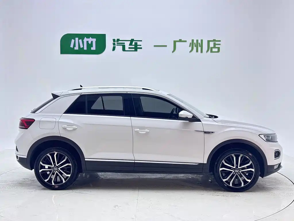 Volkswagen T-Roc 2022 280TSI DSG PLUS