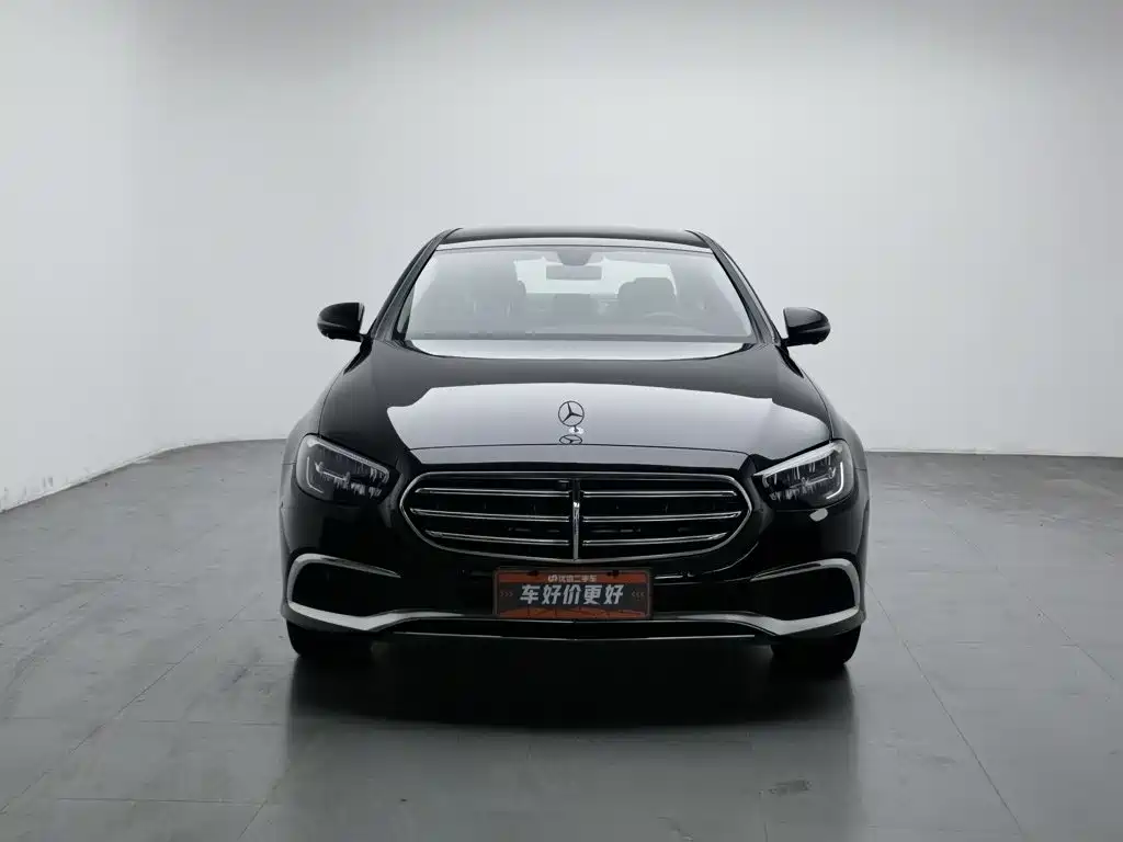 Mercedes-Benz E-Class — миниатюра 3